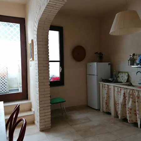 Eleonora 10 Min From Beaches Semesterbostad